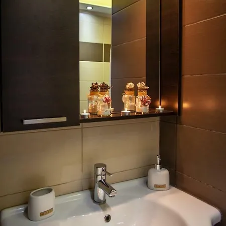 Elena Modern - Close To The Beach And City Center ريثيمنو